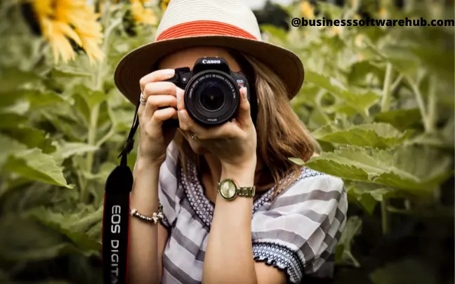 15 Creative Business Ideas for College Students to Start in 2025 11 photography business