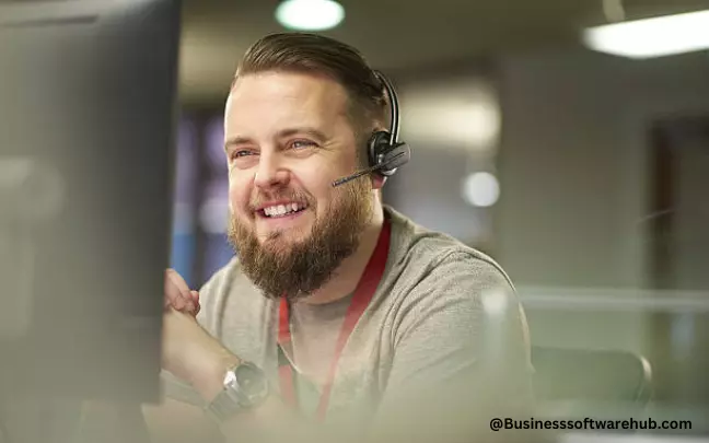 Benefits of Integrating CRM with Websites: A 2025 Guide to Enhance Business Growth 8 Benefits of Integrating CRM ( Better customer experience)
