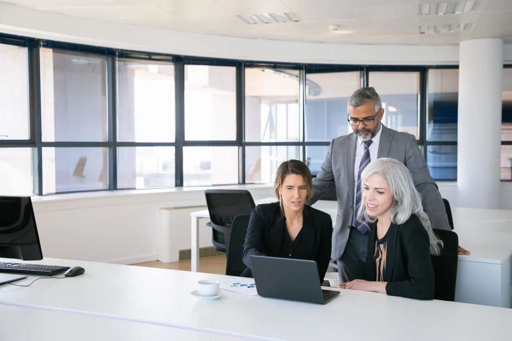 Top 20 Advantages and Disadvantages of Business Ownership 2 What are the advantages of business ownership?